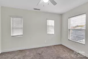 8214 Deodora Cedar Ln, Charlotte, NC 28215 - Photo 18