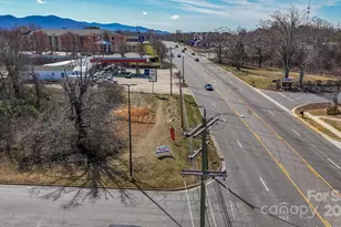 1261 Burkemont Ave, Morganton, NC 28655 - Photo 1