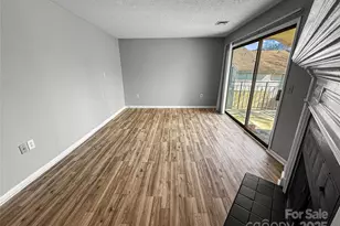 4824 Spring Lake Dr, Charlotte, NC 28212 - Photo 4