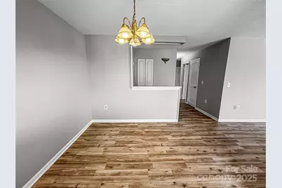 4824 Spring Lake Drive #E, Charlotte, NC 28212 - Photo 8