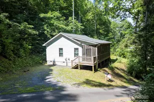 178 Chestnut Walk Dr, Waynesville, NC 28786 - Photo 2