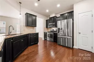 113 Burlingame Ct, Mooresville, NC 28117 - Photo 6