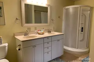 34 Larkspur Ct, Asheville, NC 28805 - Photo 34