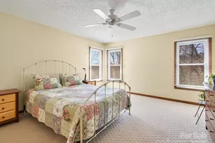 34 Larkspur Ct, Asheville, NC 28805 - Photo 12