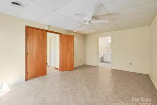 34 Larkspur Ct, Asheville, NC 28805 - Photo 26