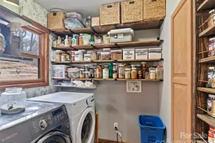 83 Roland St, Burnsville, NC 28714 - Photo 16