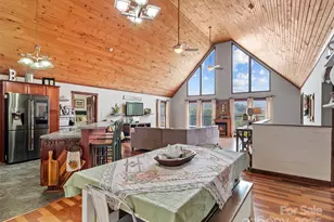 83 Roland St, Burnsville, NC 28714 - Photo 8