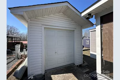 134 Cardinal Avenue, New London, NC 28127 - Photo 24