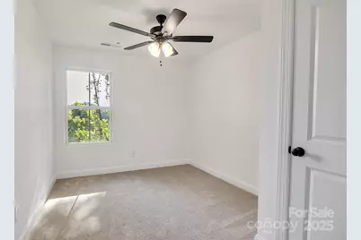 695 S Elm Street, Statesville, NC 28677 - Photo 20