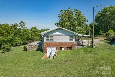 415 Weaverville Road, Asheville, NC 28804 - Photo 36