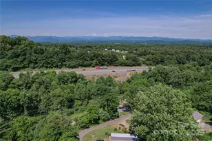 415 Weaverville Rd, Asheville, NC 28804 - Photo 46