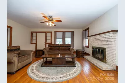 103 E King Street, East Flat Rock, NC 28726 - Photo 12