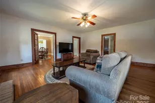 103 E King St, East Flat Rock, NC 28726 - Photo 22