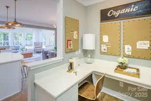 13935 Penbury Ln, Charlotte, NC 28278 - Photo 20