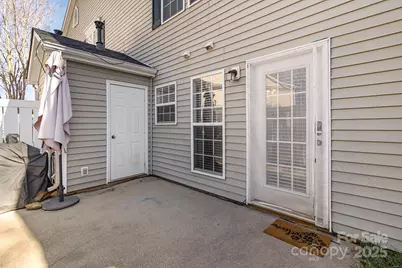 9562 Littleleaf Drive, Charlotte, NC 28215 - Photo 16