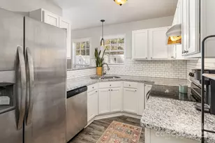 9562 Littleleaf Dr, Charlotte, NC 28215 - Photo 8