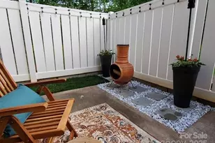 9562 Littleleaf Dr, Charlotte, NC 28215 - Photo 18