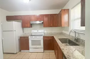 6748 Sullins Rd, Charlotte, NC 28214 - Photo 4