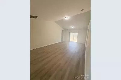 6748 Sullins Road, Charlotte, NC 28214 - Photo 2