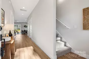 9 Bolton St, Asheville, NC 28806 - Photo 8