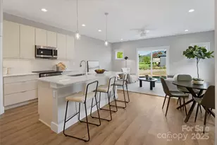 9 Bolton St, Asheville, NC 28806 - Photo 12