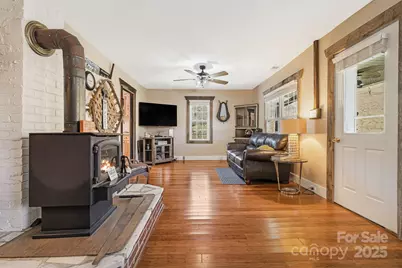 867 Indian Creek Road, Burnsville, NC 28714 - Photo 10