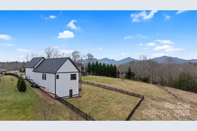 41 Alaskan Drive, Leicester, NC 28748 - Photo 2