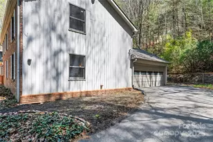 15 Elmwood Ln, Asheville, NC 28803 - Photo 40