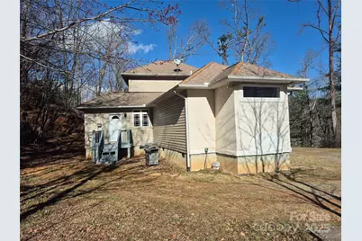 318 Vance Gap Road, Asheville, NC 28804 - Photo 2