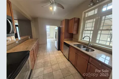 318 Vance Gap Road, Asheville, NC 28804 - Photo 8