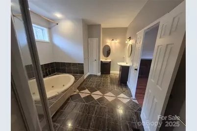 318 Vance Gap Road, Asheville, NC 28804 - Photo 12