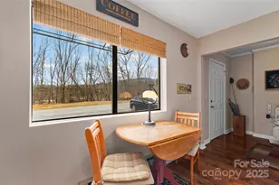 125 Winchester Dr, Waynesville, NC 28785 - Photo 6