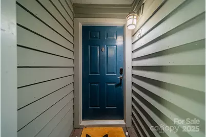 513 N Graham Street #3H, Charlotte, NC 28202 - Photo 2