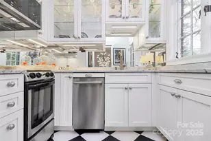 1817 Jameston Dr, Charlotte, NC 28209 - Photo 12