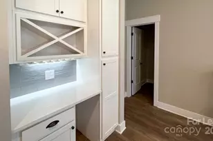 17014 Fairmount Way, Pineville, NC 28134 - Photo 6