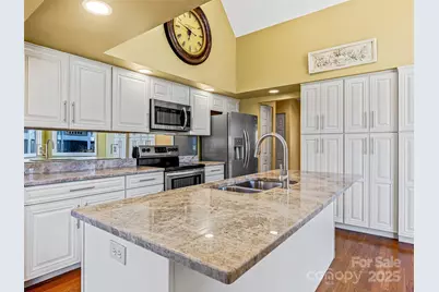 140 Overlook Drive, Flat Rock, NC 28731 - Photo 16