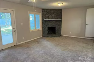 22 Hollybrook Dr, Asheville, NC 28803 - Photo 26
