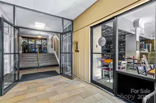 538 N Main St, Hendersonville, NC 28792 - Photo 22