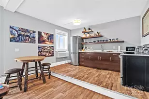 538 N Main St, Hendersonville, NC 28792 - Photo 8