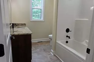 1060 Hawksbill Dr, Morganton, NC 28655 - Photo 8