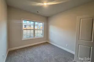 713 Inwood Hill Dr, Gastonia, NC 28056 - Photo 4