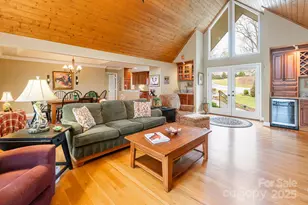 173 Winding Meadows Dr, Flat Rock, NC 28731 - Photo 8