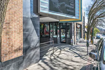 16 Biltmore Avenue #201, Asheville, NC 28801 - Photo 8