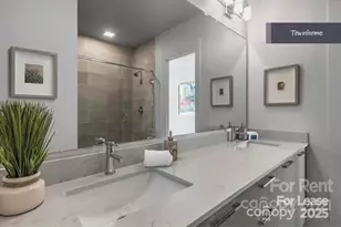 909 Camden Grandview Rd, Charlotte, NC 28202 - Photo 12