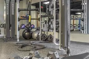 909 Camden Grandview Rd, Charlotte, NC 28202 - Photo 8