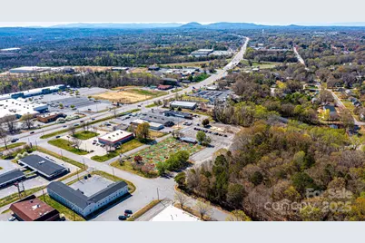 533 7th Avenue Place SW, Hickory, NC 28602 - Photo 12