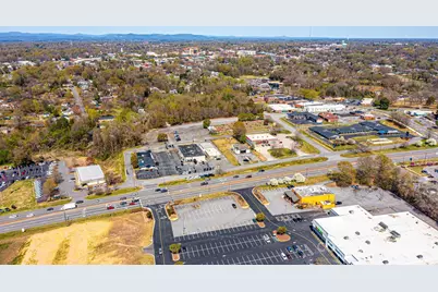 533 7th Avenue Place SW, Hickory, NC 28602 - Photo 16