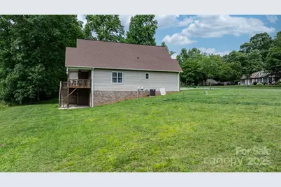 1263 Waterford Drive, Hickory, NC 28602 - Photo 36