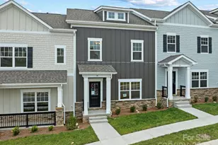 189 Cherry Spgs Ln, Asheville, NC 28804 - Photo 2