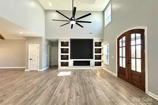 167 Harbor Point Dr, Cherryville, NC 28021 - Photo 10